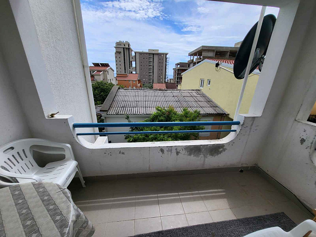 Two-bedroom apartment  in Petrovac in a quiet neighborhood within walking distance from the beach — photo 10